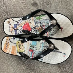 🖤 Brighton Sandals - Women 10 🖤